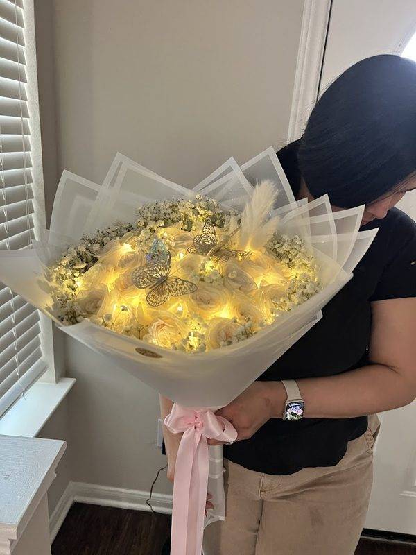Gliv Flowers